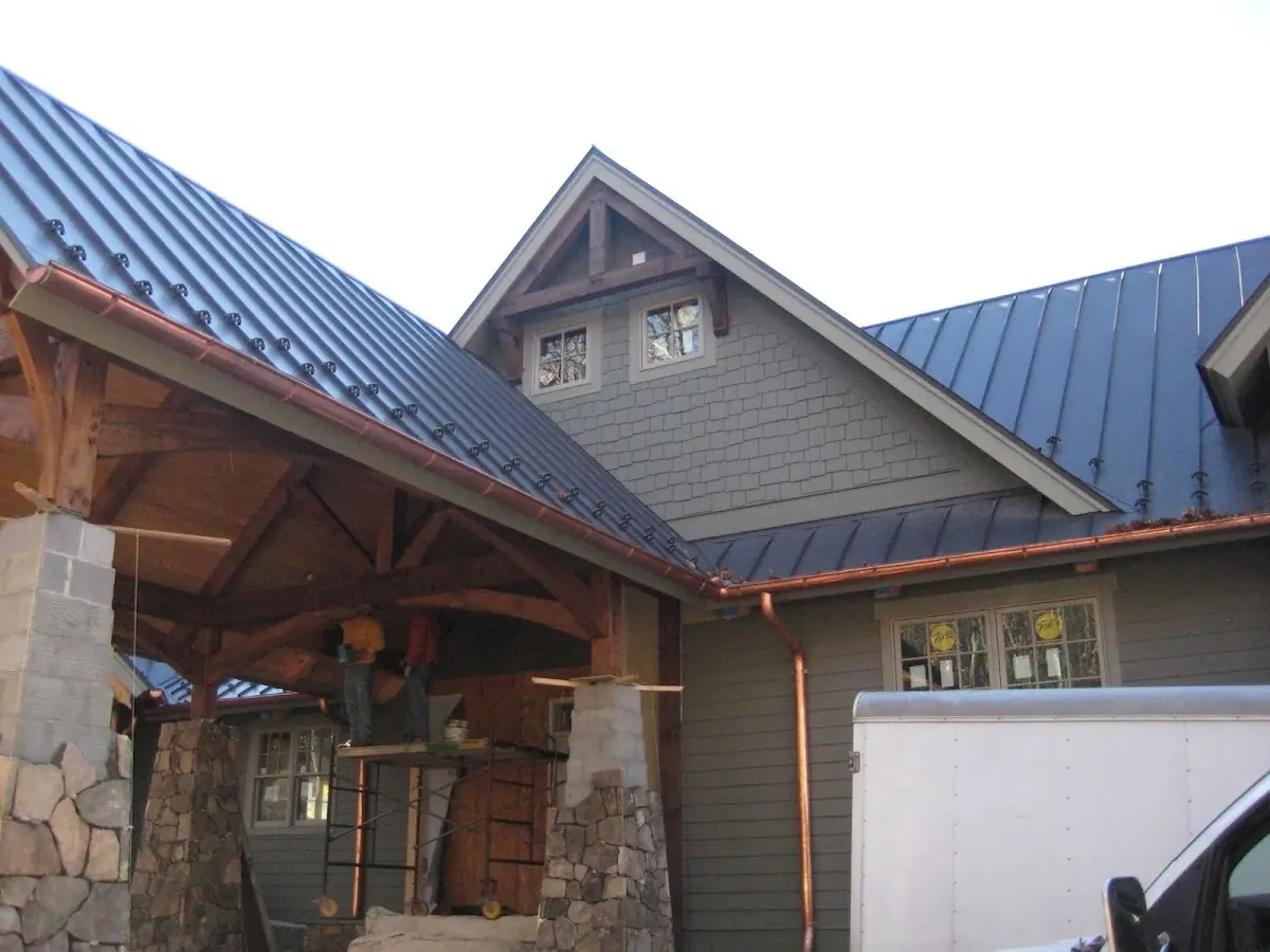 Craftsman Roofing team delivering quality roofing work in Glenmeadows